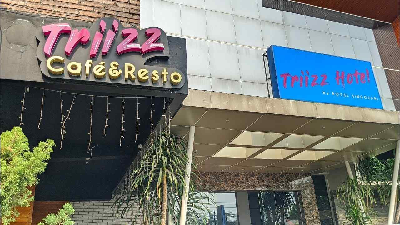 TRIIZ HOTEL